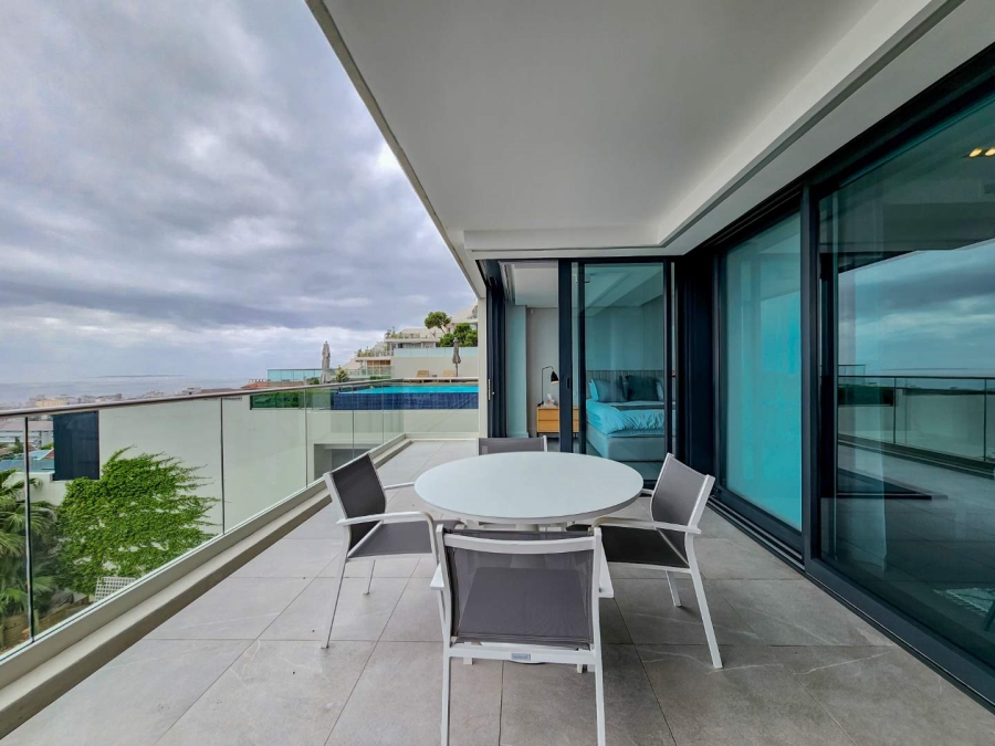 3 Bedroom Property for Sale in Sea Point Western Cape
